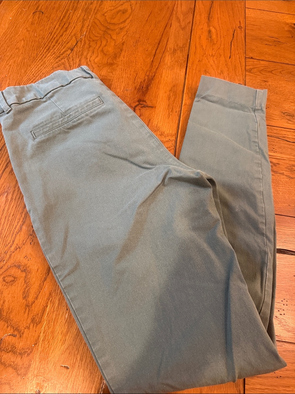 Women's Old Navy high rise pixie size 8 tall